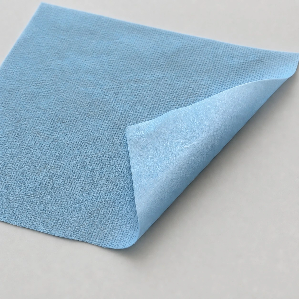 PE / CPE-Laminated PP Nonwoven